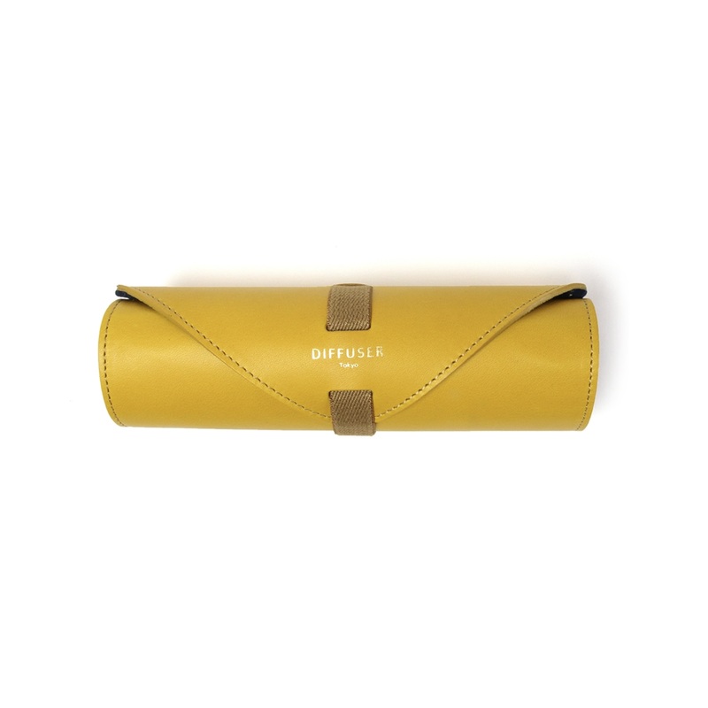 Diffuser Tokyo – Oil Leather Roll Case – Yellow & Navy