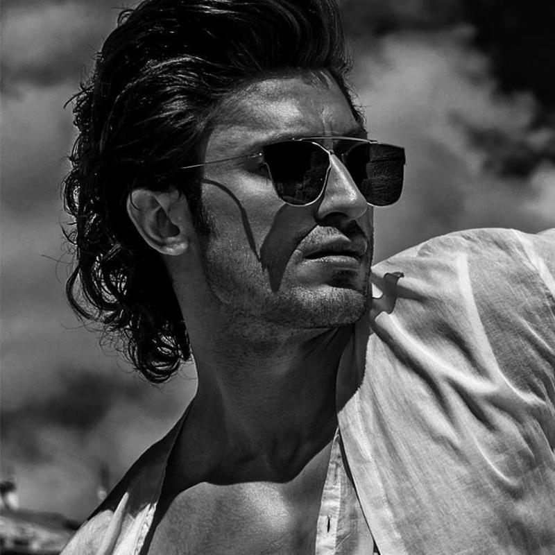Stylish Vidyut Jammwal Sunglasses For Men And Women-