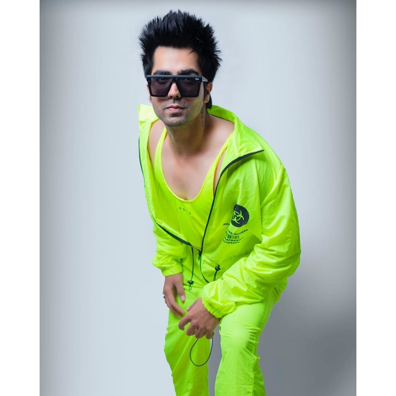 Hardy Sandhu Stylish Oversized Square Sunglasses For Men And Women-