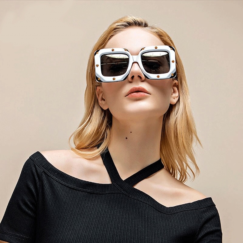2020 Italian Big Frame Square Crystal Diamond Sunglasses For Unisex-